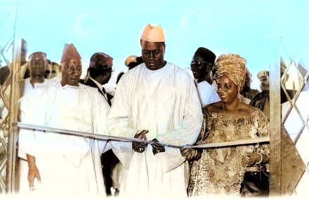 Modibo Keita inaugure une usine au Mali